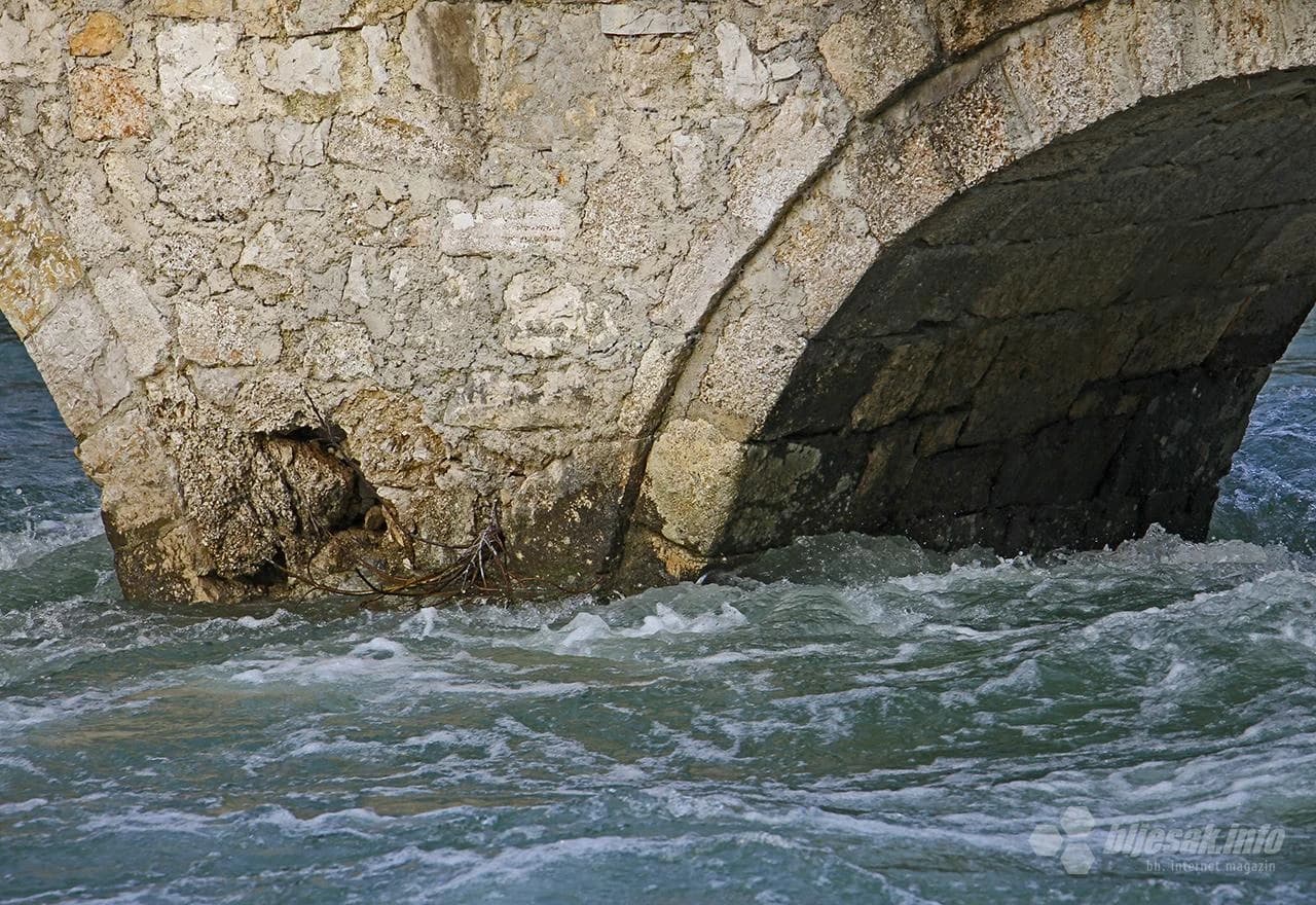  Karađoz-begov most u Blagaju