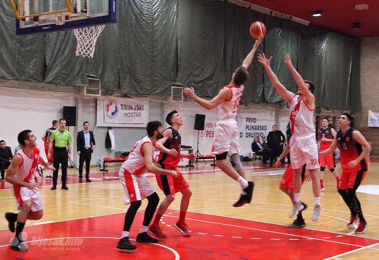 Detalj utakmice Zrinjski - Sloboda