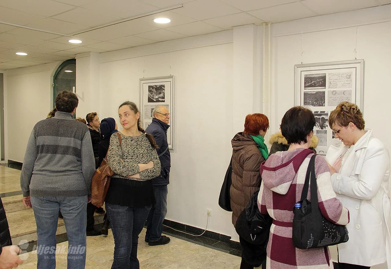 Detalj s otvaranja izložbe 'Aleksa Šantić u zbirci Muzeja Hercegovine'