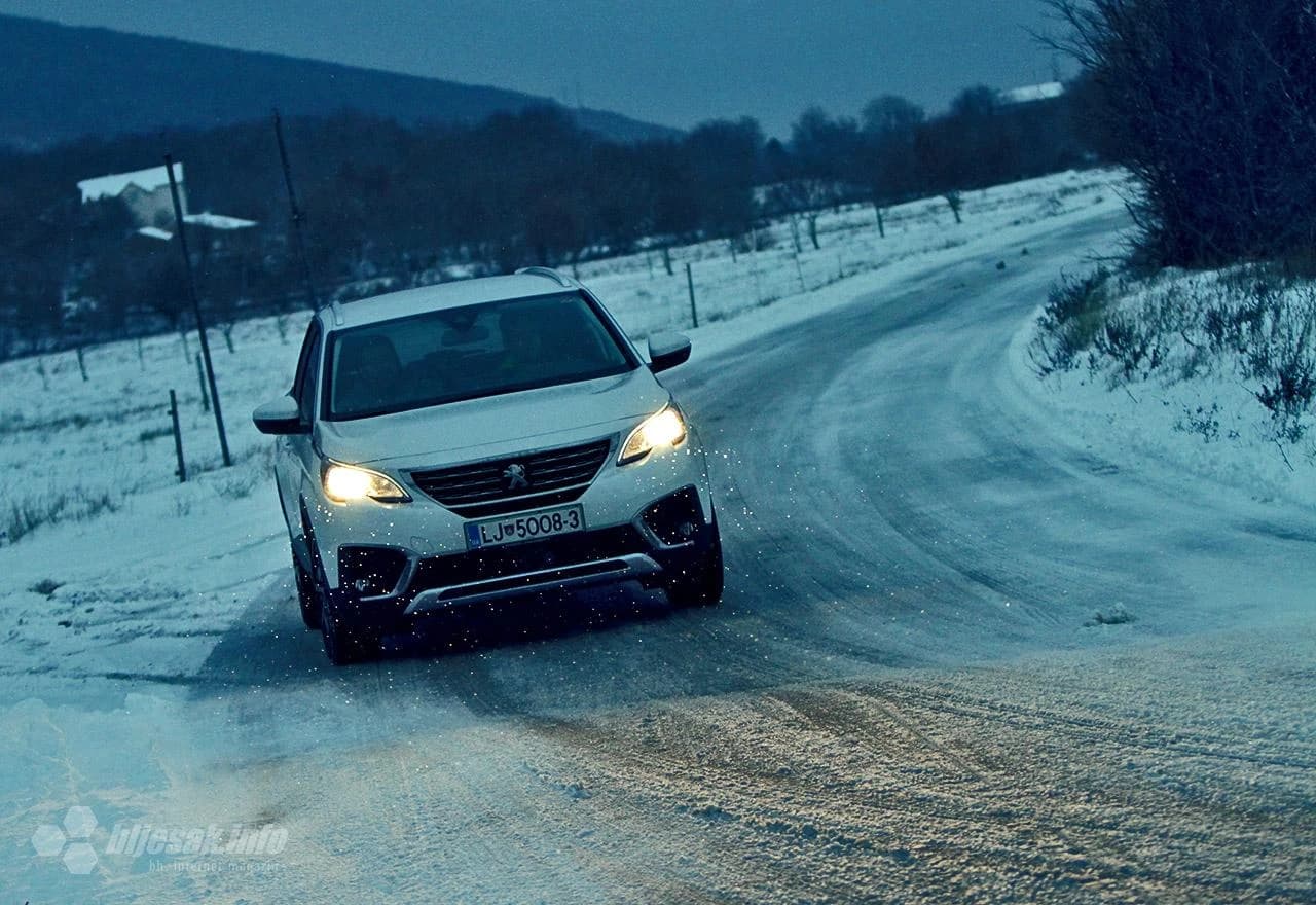 Testirali smo novi Peugeot 5008