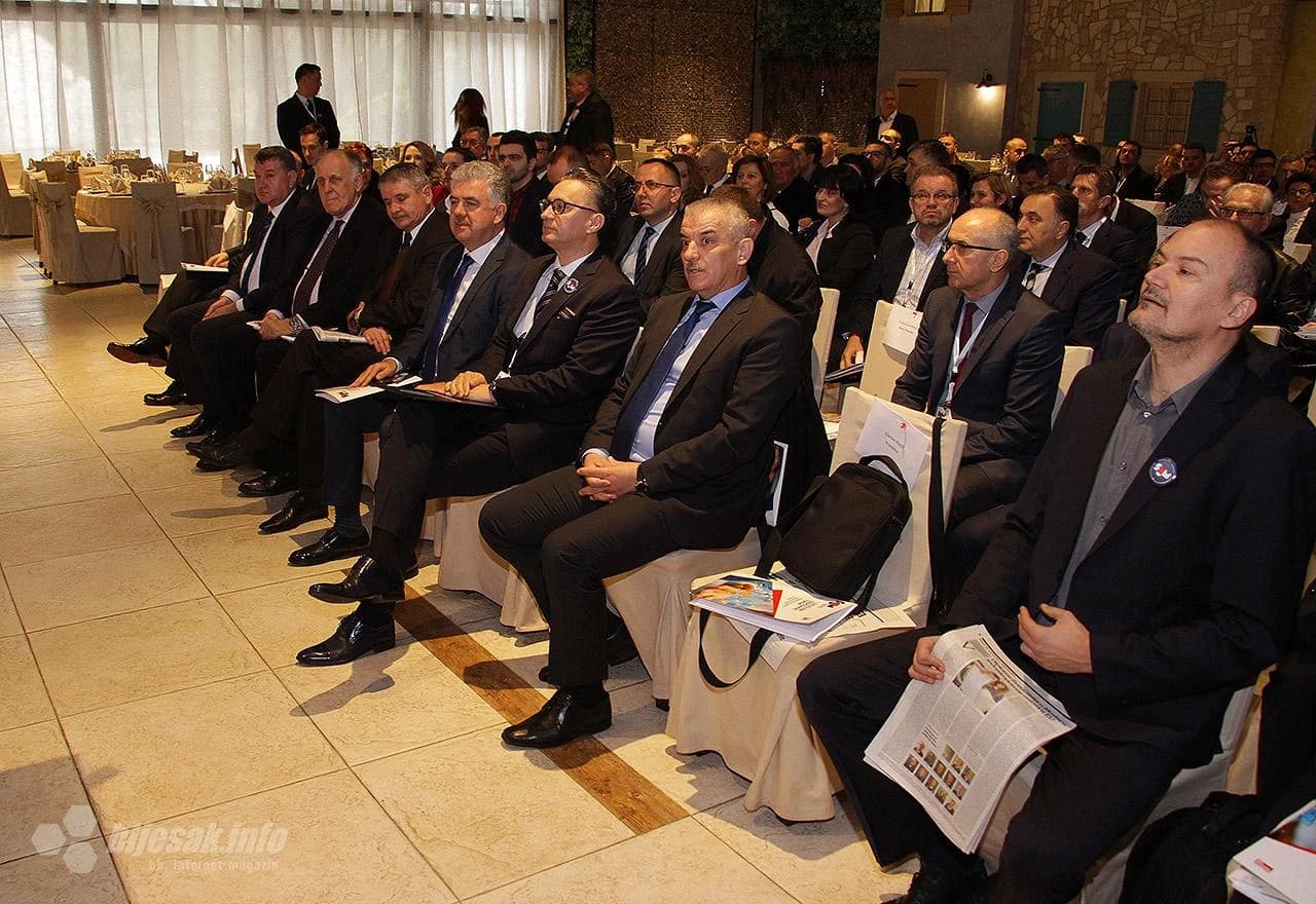 Prvi Sveučilišni Gospodarski forum 