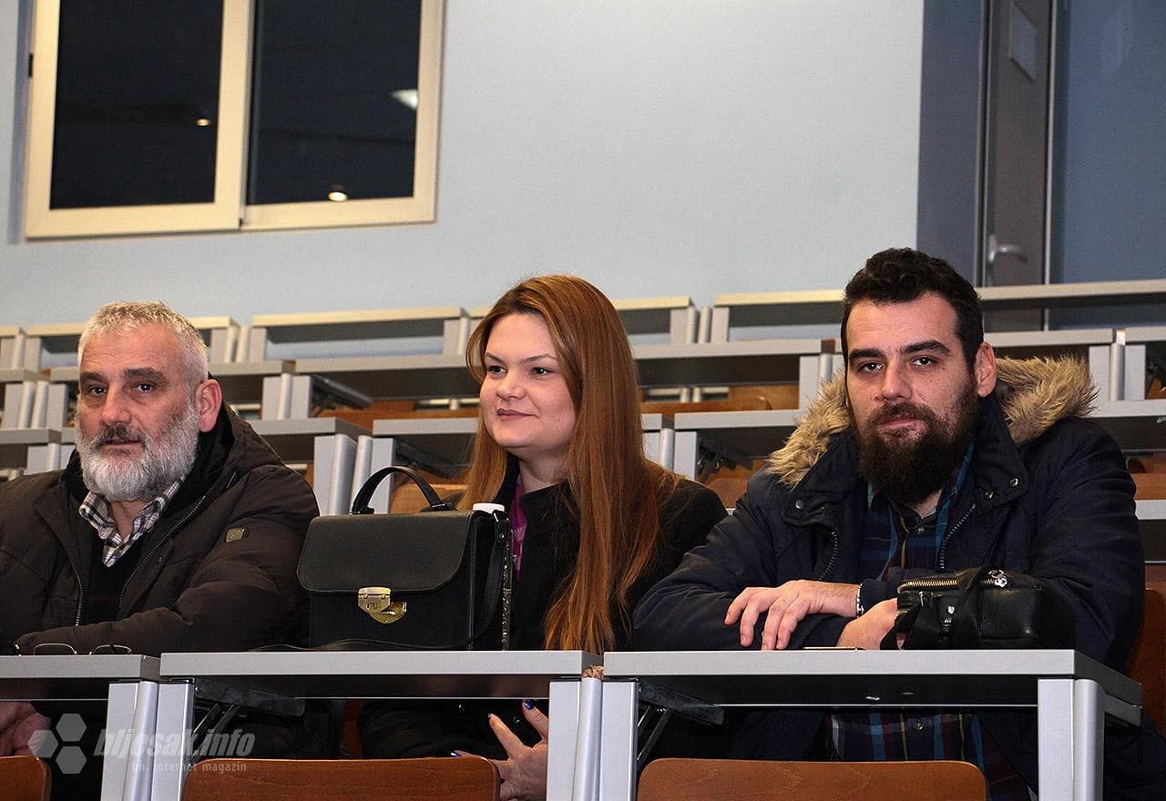 U Mostaru je predstavljena knjiga 'Teorija helikoptera – Teorija rotora i performanse'.