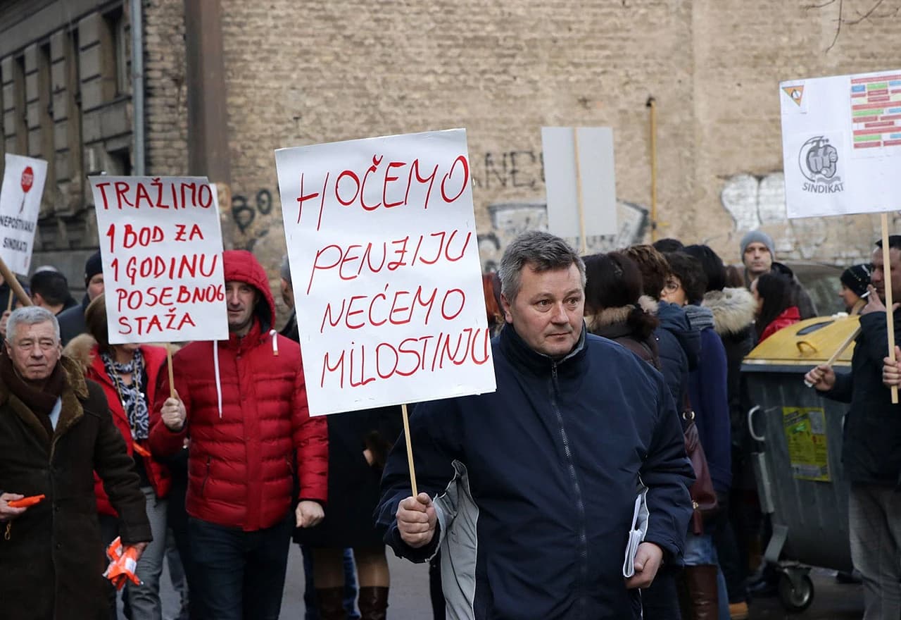 Prosvjednici ispred federalnog parlamenta