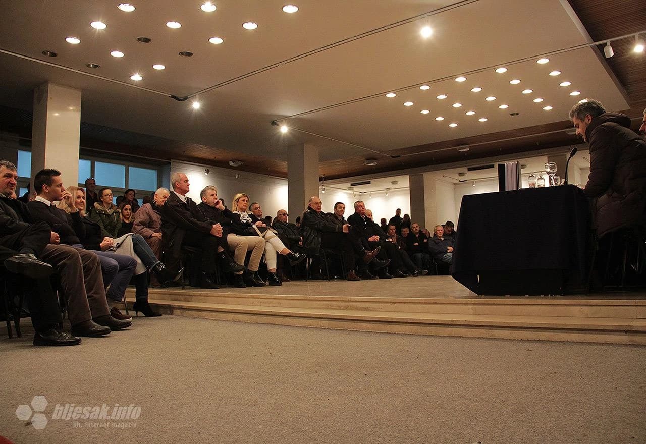 "Vukovarska bolnica svjetionik u povijesnim olujama hrvatskog istoka" predstavljena u Mostaru