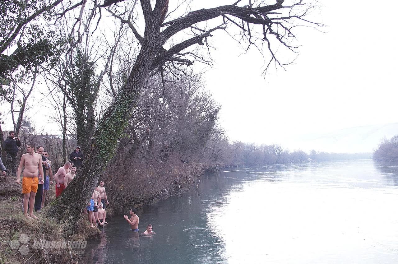 Hladna Neretva nije ugodna ni ljeti, a kamo tek u siječnju 