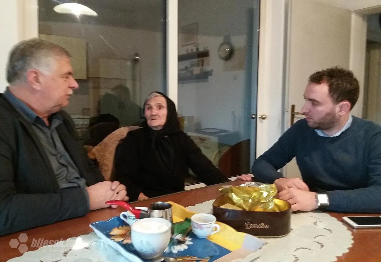 Jela Mabić sa gradonačelnikom Širokog Brijega Mirom Kraljevićem i našim novinarom Ivanom Kraljevićem