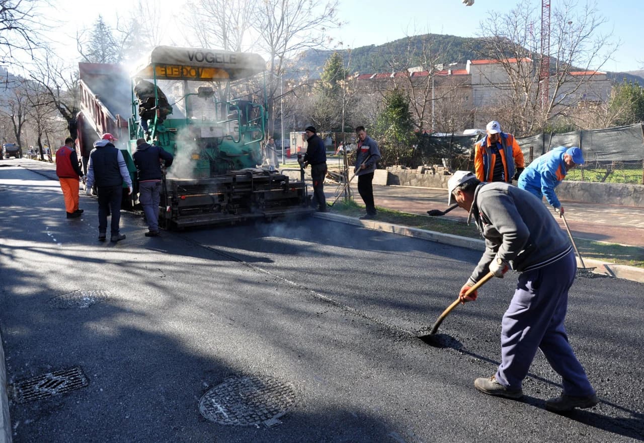 Završava se asfaltiranje Ulice kralja Tvrtka u Mostaru