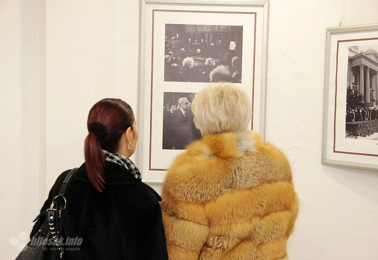 S izložbe o pogibiji i sahrani Džemala Bijedića