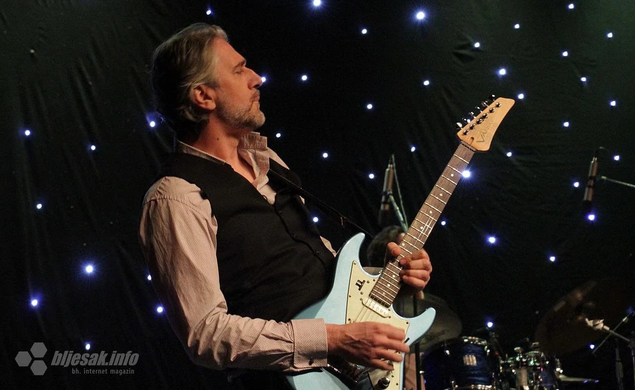 Umjetnica fantastičnog glasa Jelena Tomašević  je priredila večer za pamćenje mostarskoj publici.