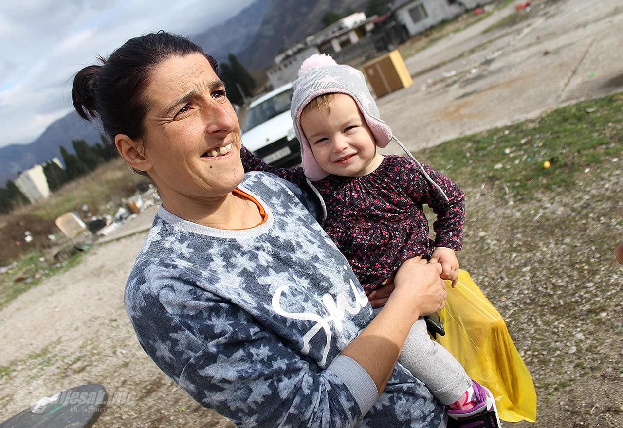 Teški životni uvjeti obitelji Hadžović
