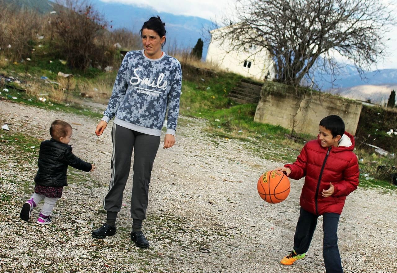 Teški životni uvjeti obitelji Hadžović