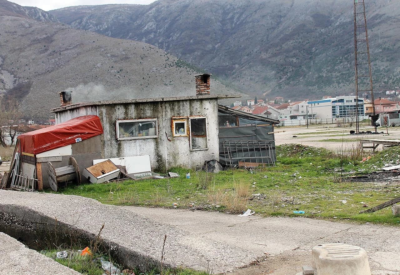 Teški životni uvjeti obitelji Hadžović