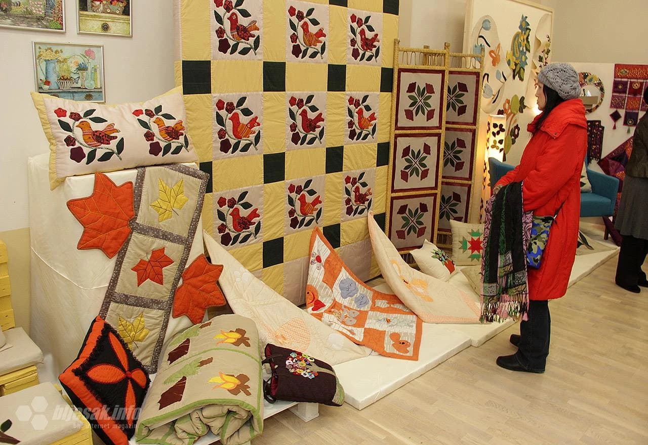 Detalj s otvaranja izložbe rukotvorina