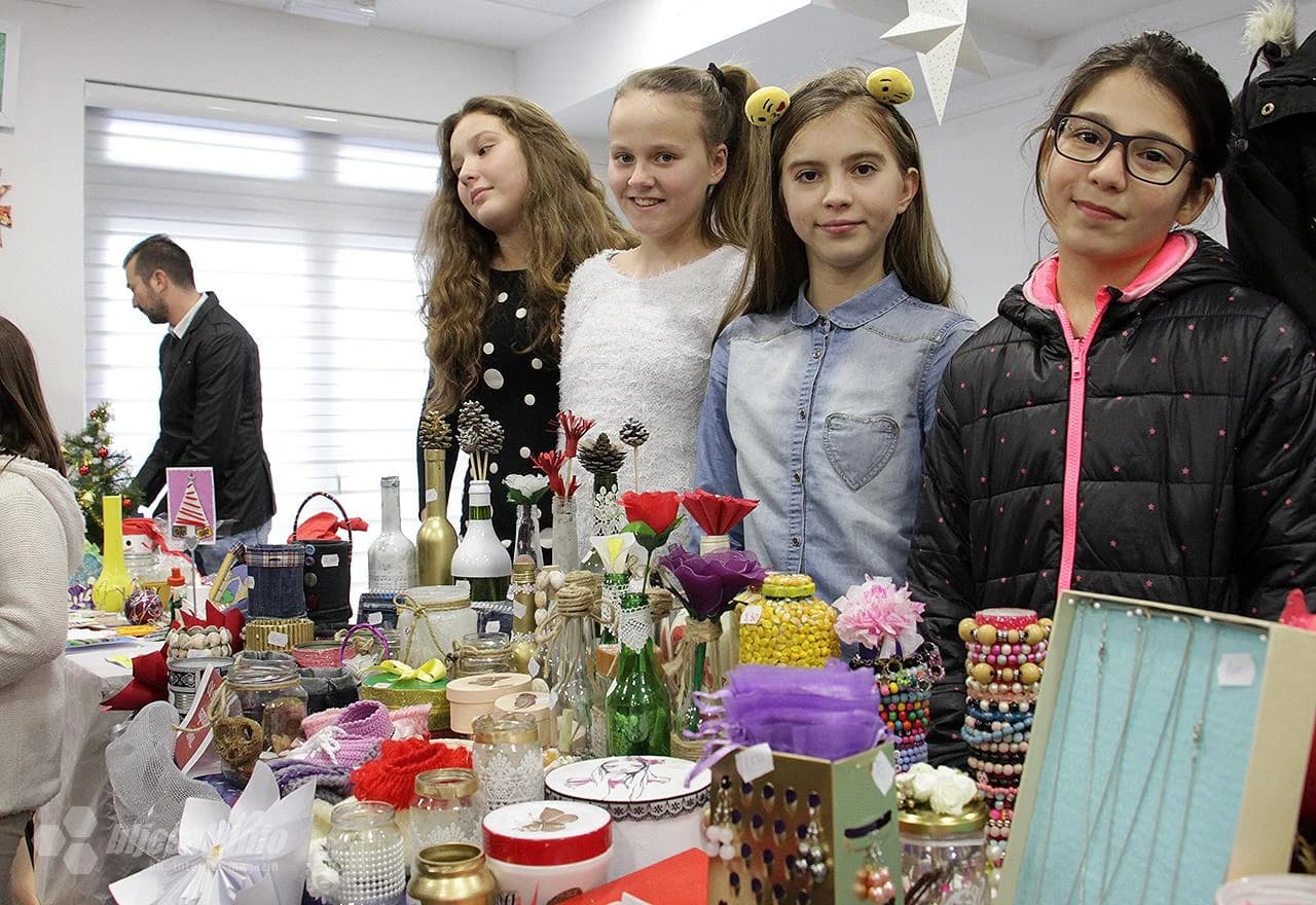 Dječja kreativnost i zlatne ruke na Zimskom bazaru 