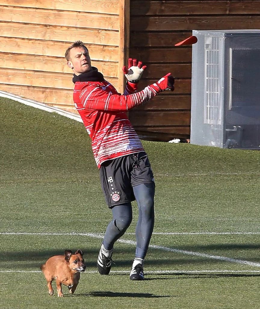 Manuel Neuer i Momo
