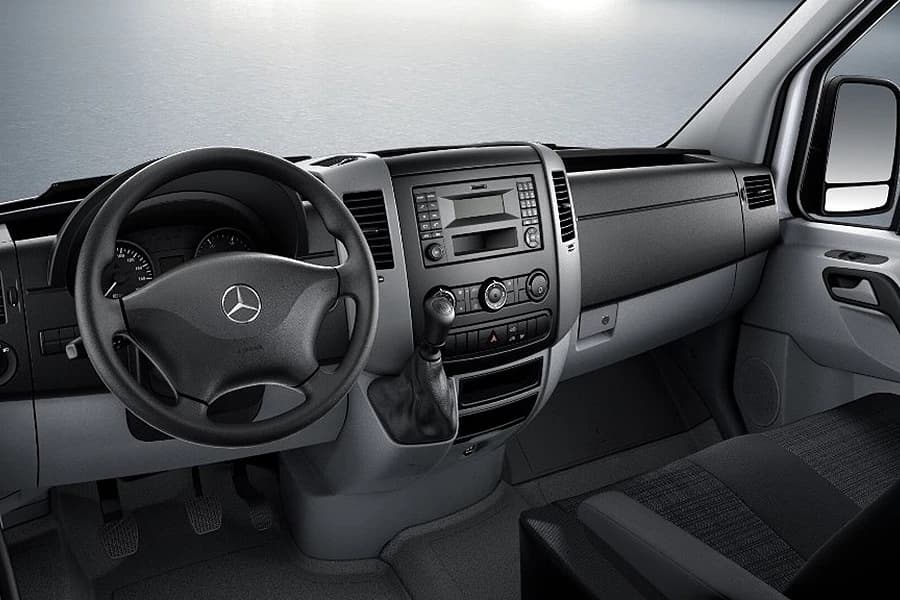 Mercedes-Benz Sprinter: Vozite udobno, stignite sigurno