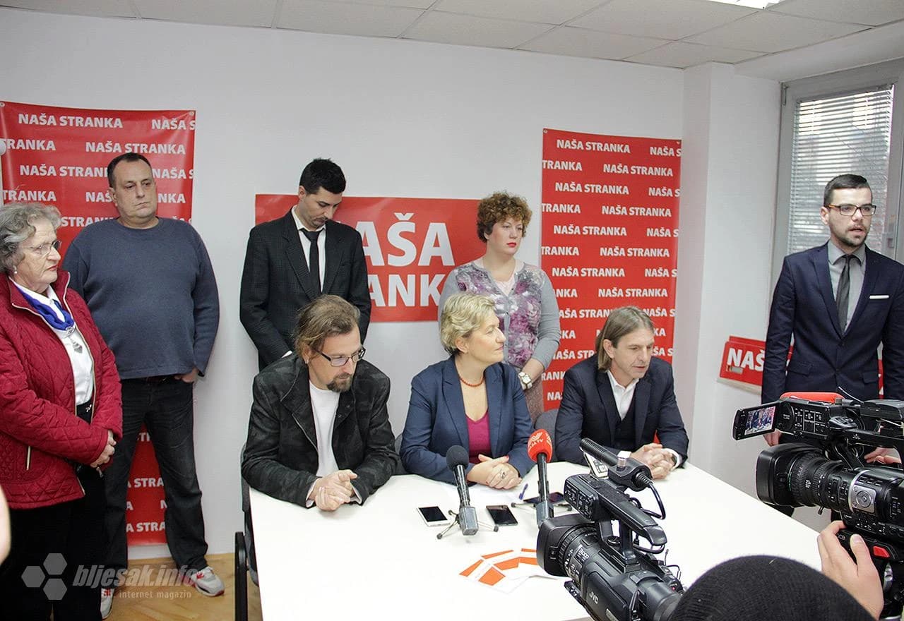 S konferencije za medije Naše stranke