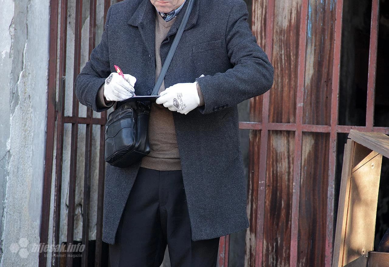 S mjesta požarišta