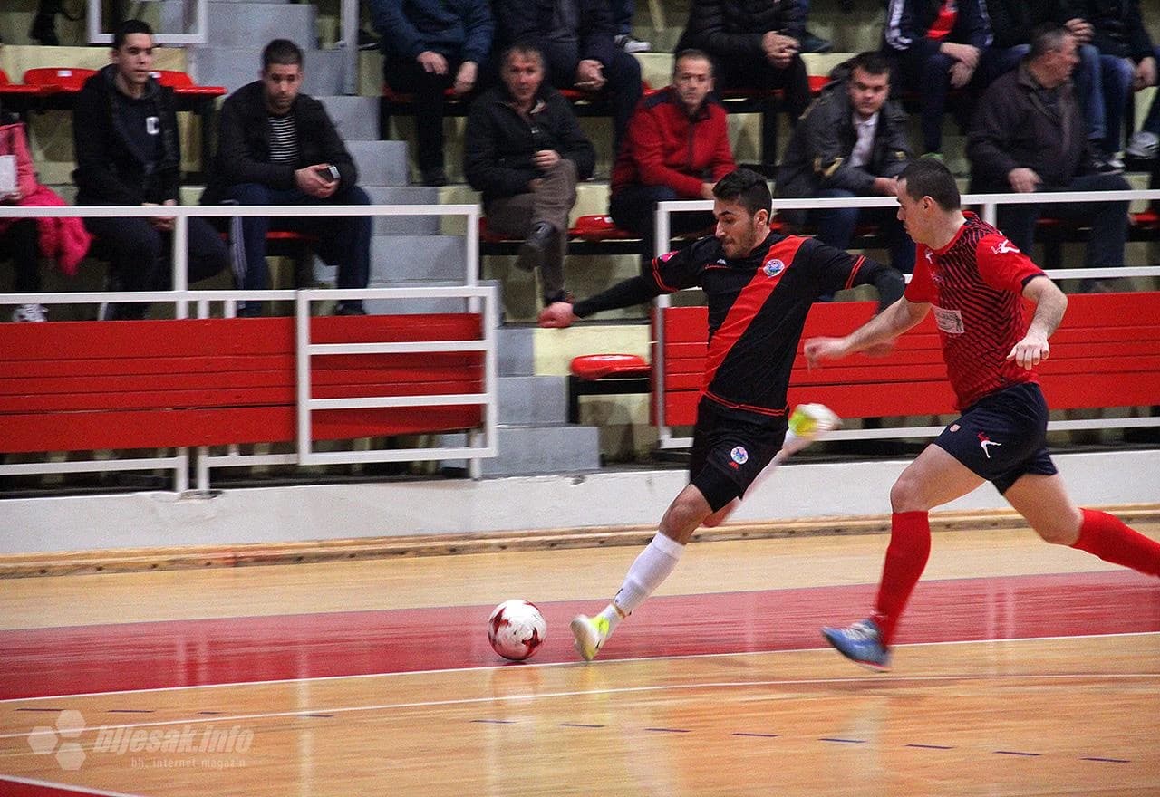 Mostar SG Staklorad slavio nad Zrinjskim