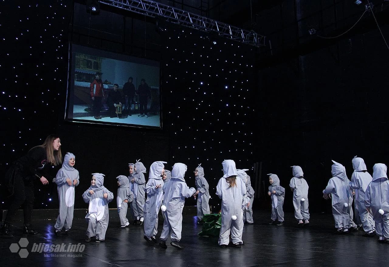 Mostar i ove godine obasjao Betlehemsko svjetlo