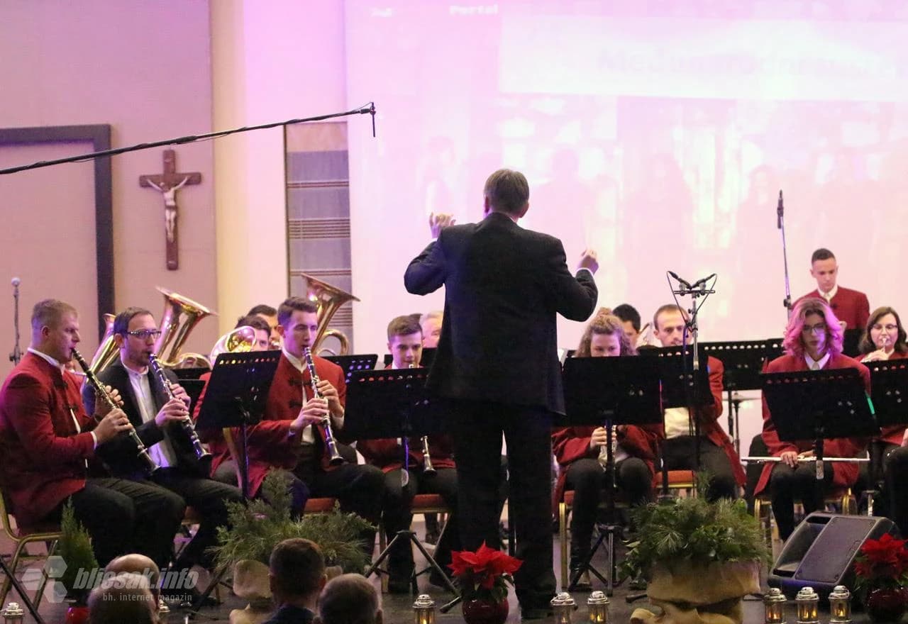 Božićni koncert HKUD ''Seljačka sloga'' Trebižat