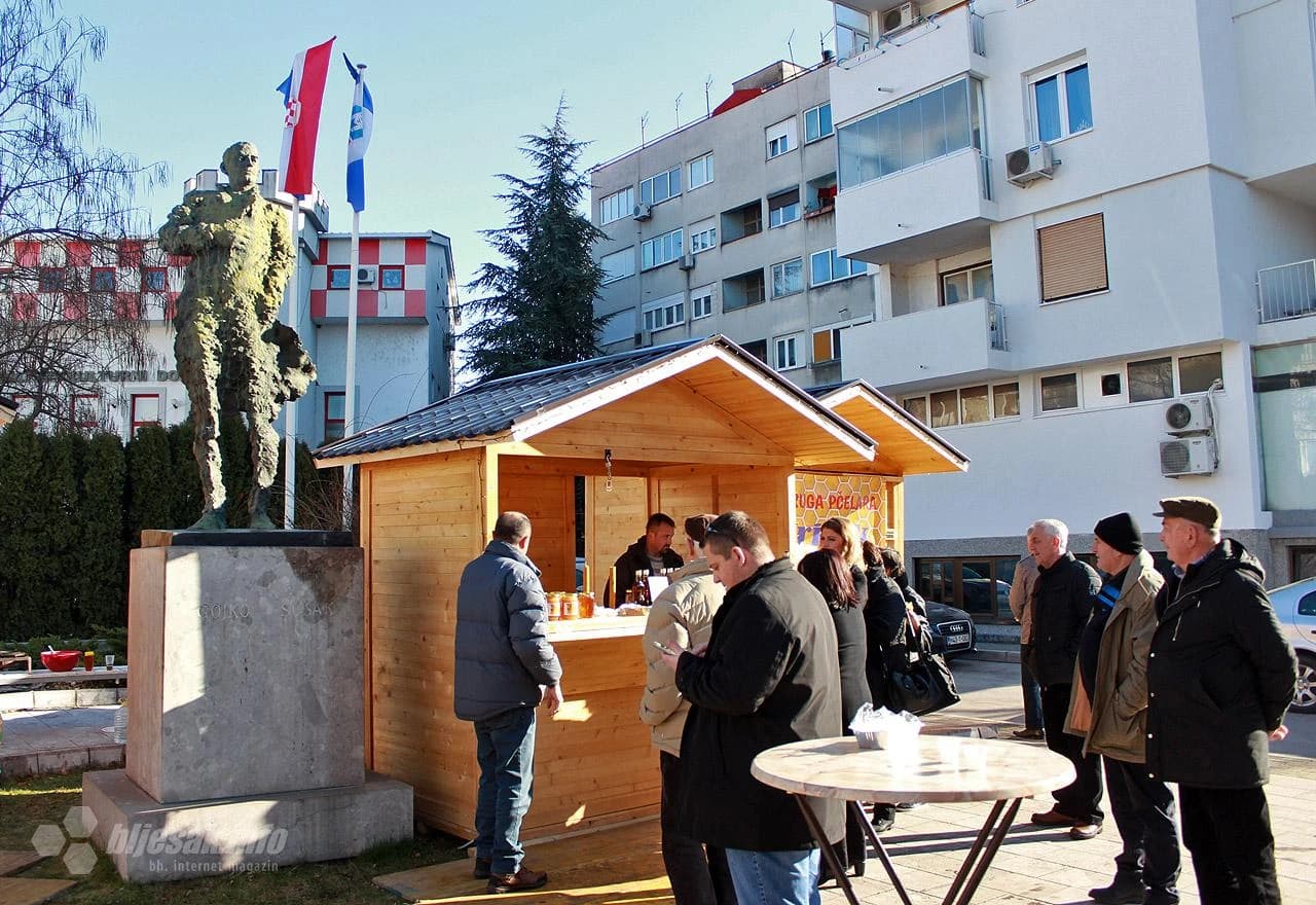 ''Dan meda'' na Trgu Gojka Šuška
