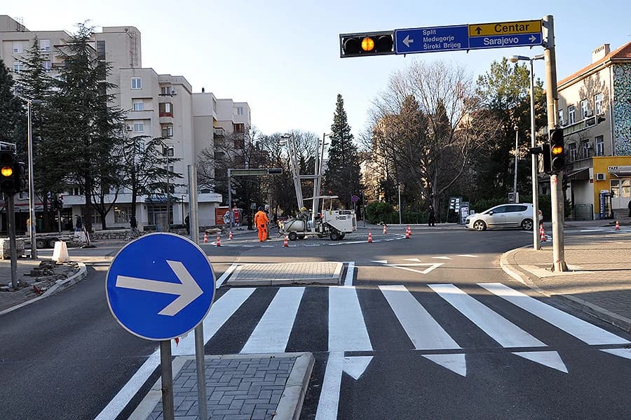 Radovi na kružnom toku