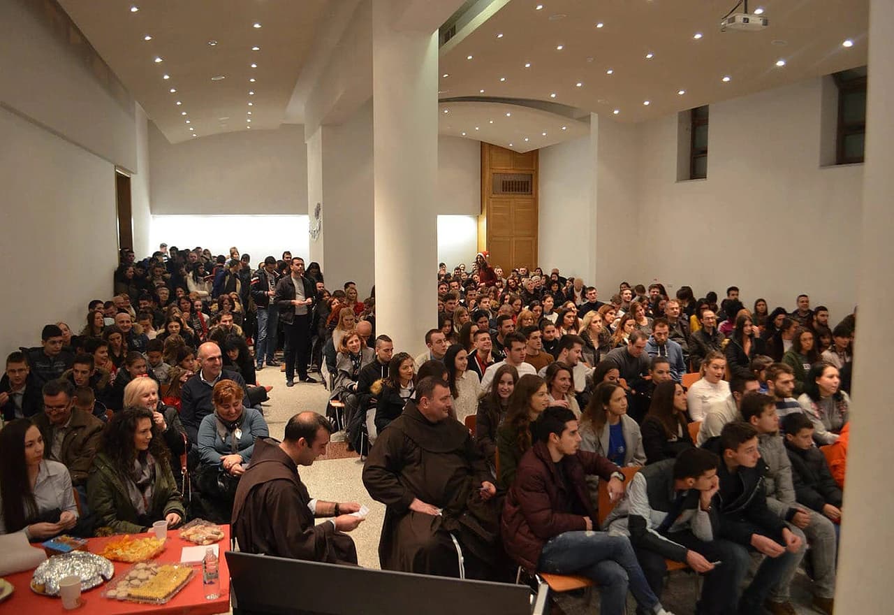 Dvorana je bila mala da primi sve zainteresirane