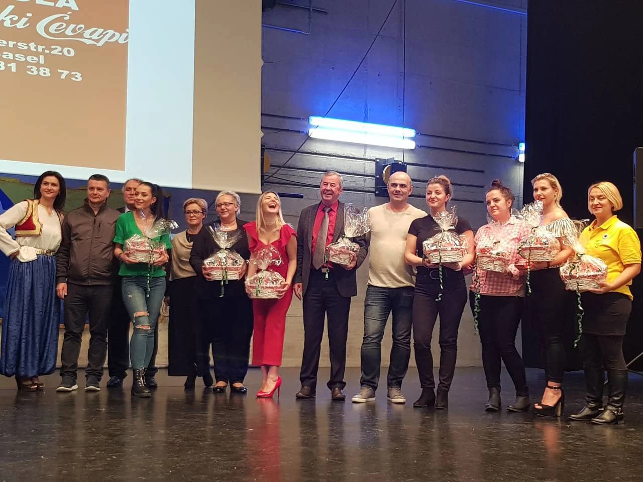 Članovi KUD-a Bijelo Polje u Baselu