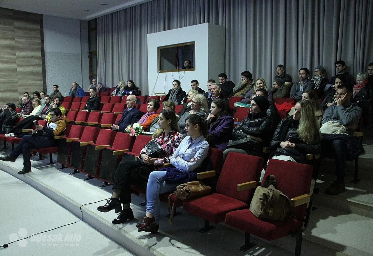 U Mostaru predstavljena knjiga "Gradovi smrtnici-zaboravljeni spomenici" 