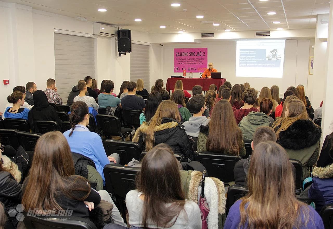 S predavanja Almira Pope