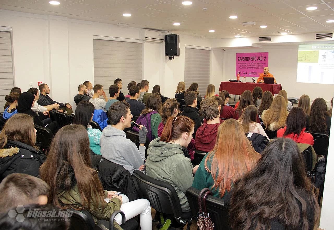 S predavanja Almira Pope