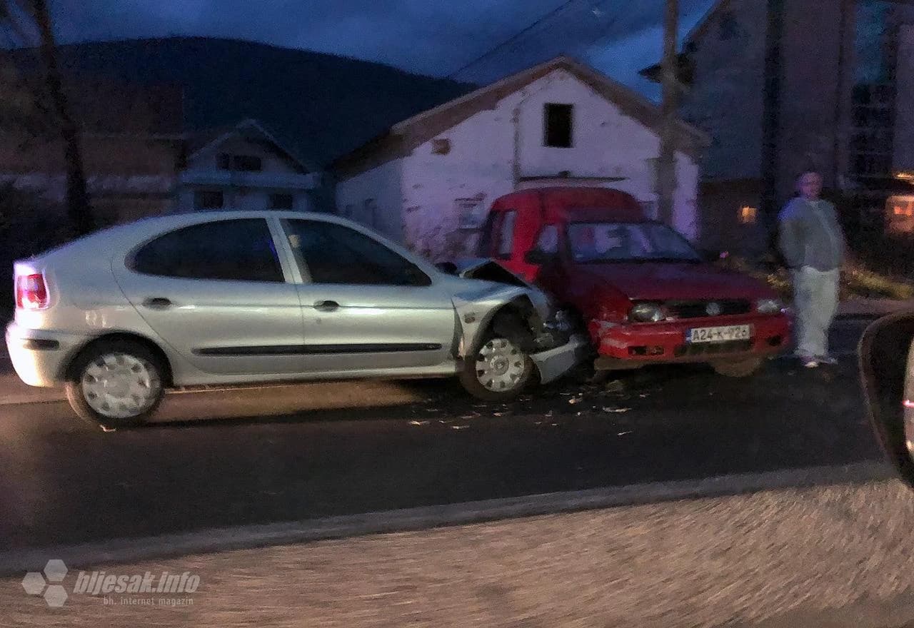 Sudar Renault Meganea i VW Caddy vozila