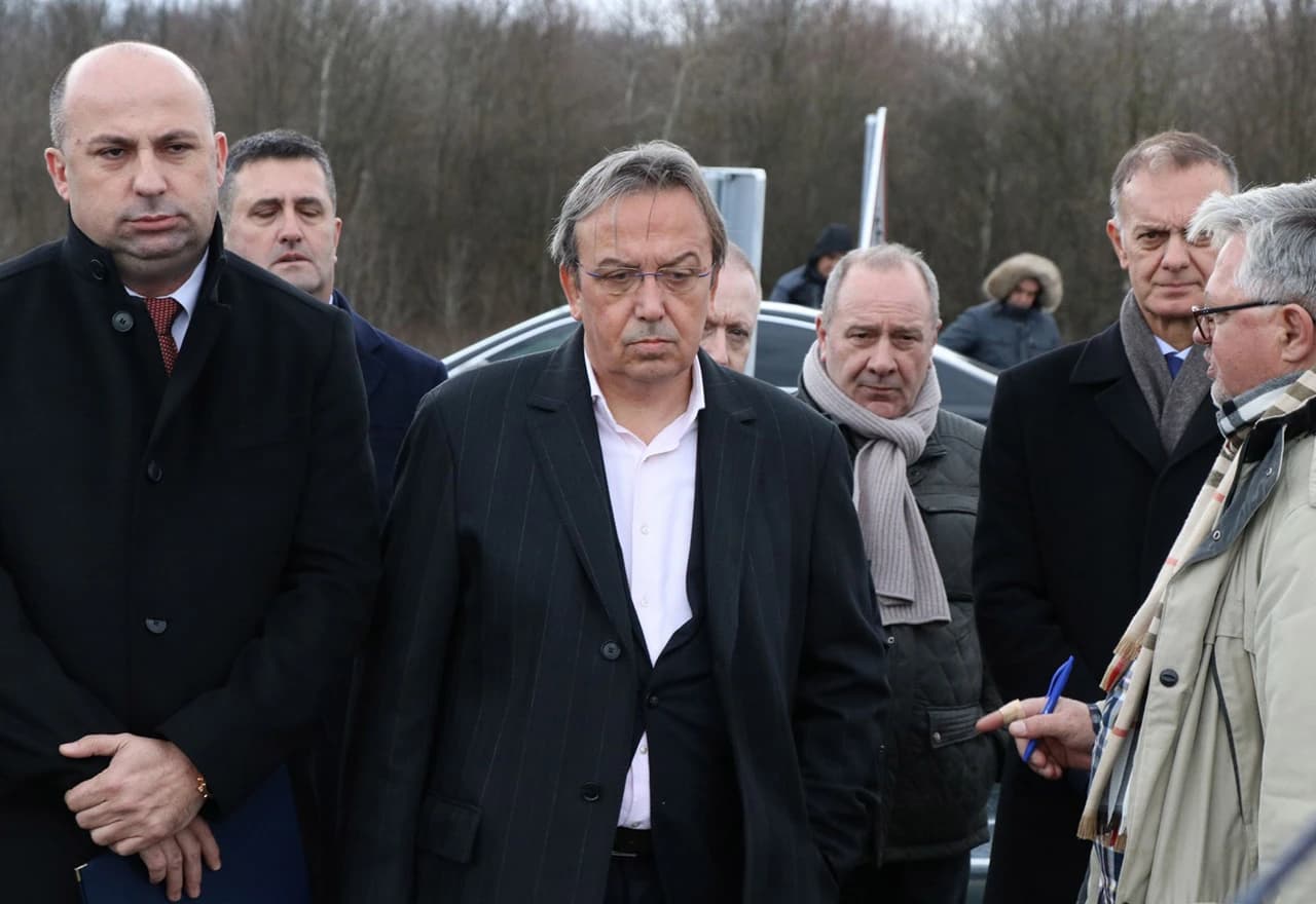 Čeka se most: Službeno završena dionica autoceste Svilaj-Odžak | Fena