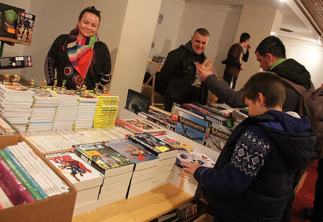 U subotu u10 sati su upriličene izložbe radova gostujućih autora