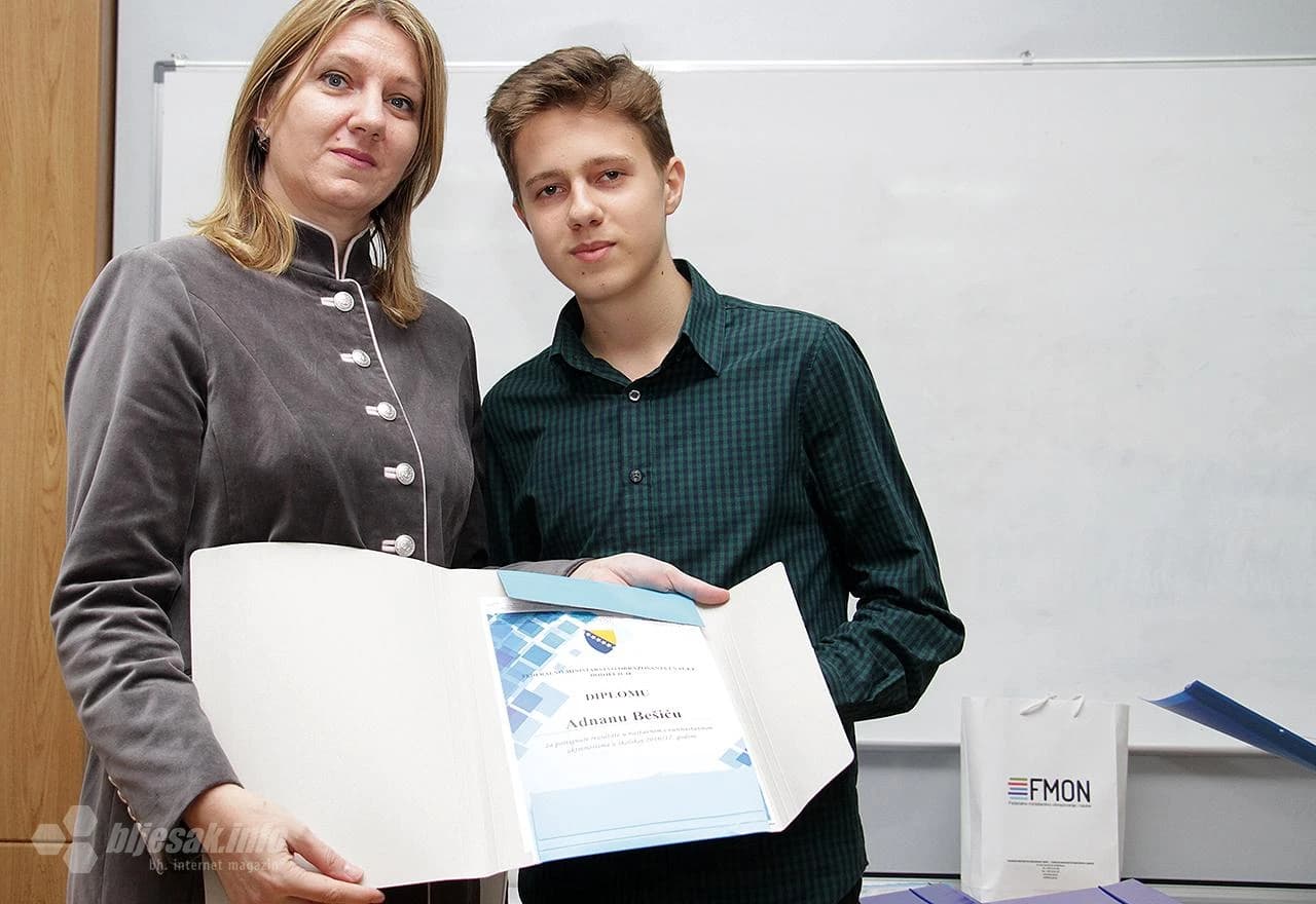 Nagrađeni najbolji učenici u FBiH