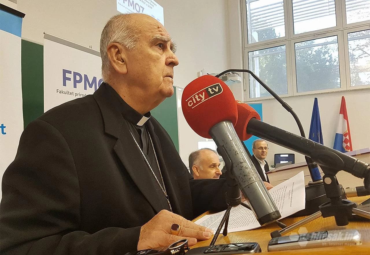 Biskup mostarsko-duvanjski i apostolski upravitelj trebinjsko-mrkanski Ratko Perić