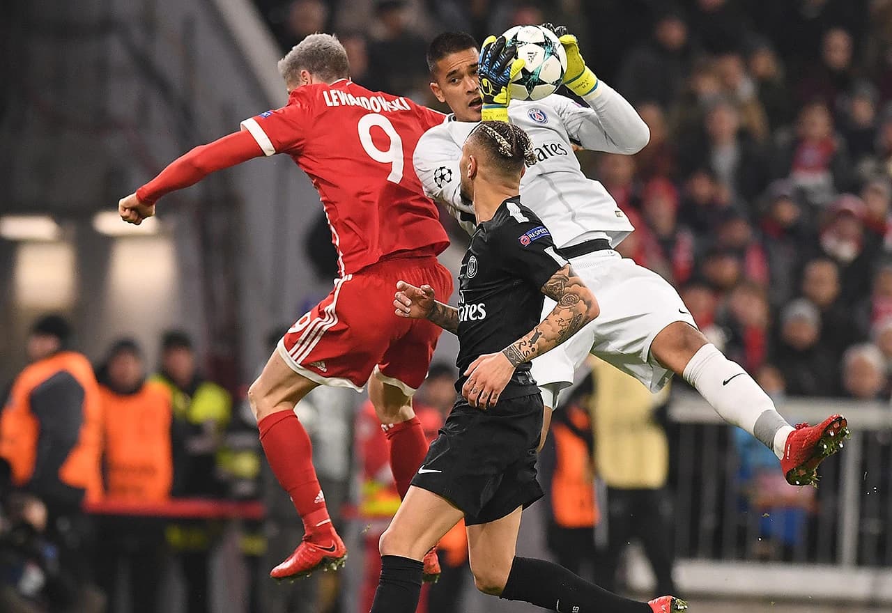U derbiju večeri Bayern je u Munchenu pobijedio PSG rezultatom 3-1