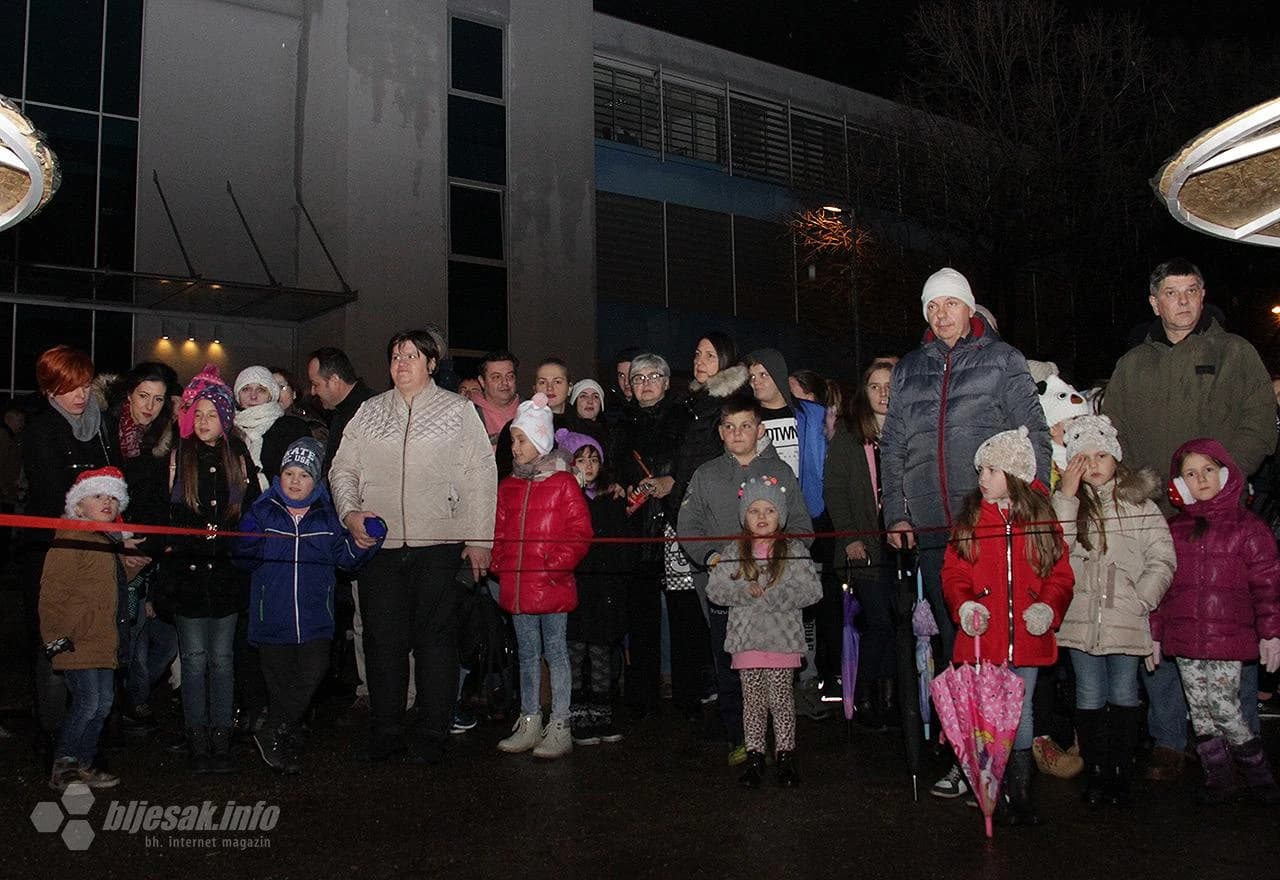 Blagdanska čarolija stigla u Mostar
