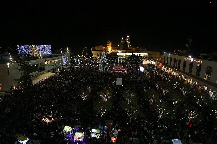 Foto: Božićni duh u Betlehemu