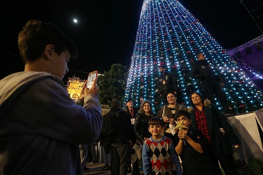 Foto: Božićni duh u Betlehemu