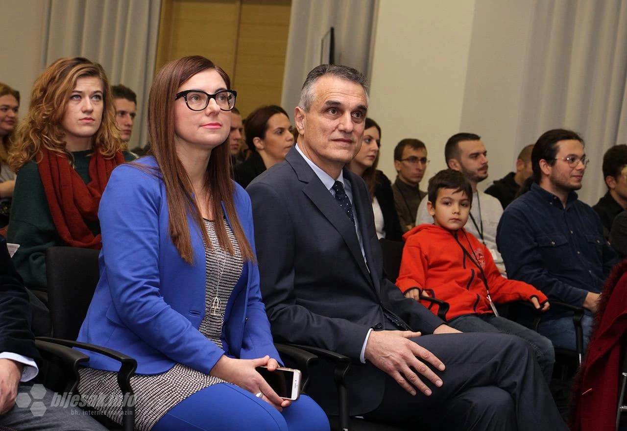 ''Hackathon'' u Mostaru okupio studente iz cijele BiH