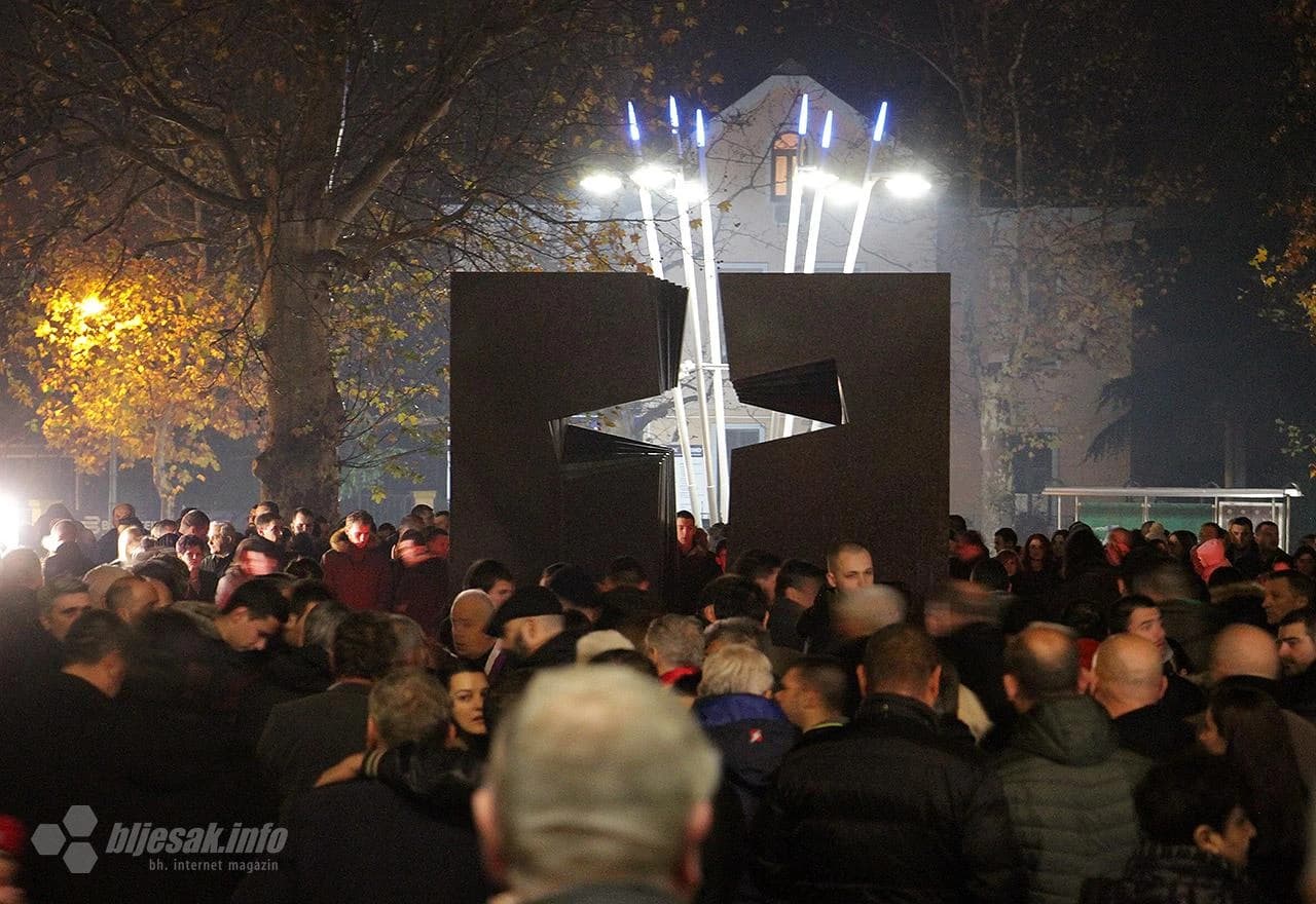 U Mostaru održane mise i paljenje svijeća za generala Praljka