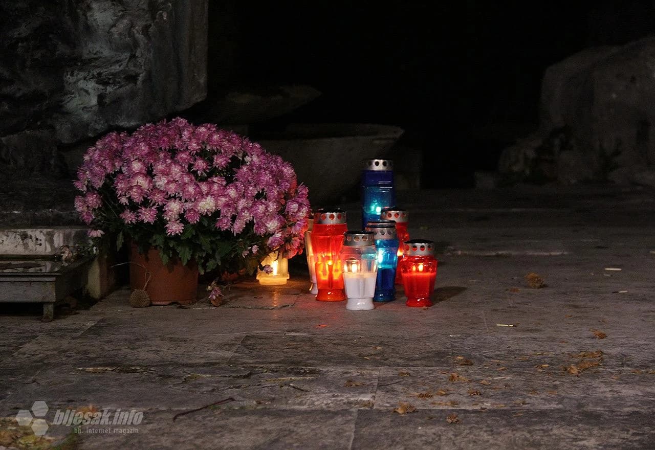 Paljenje svijeća i molitva za šestoricu nekadašnjih dužnosnika Herceg Bosne.