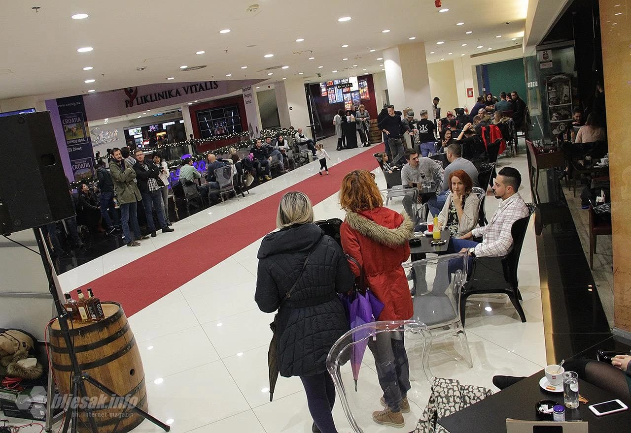 S manifestacije Čudna brada od Mostara grada