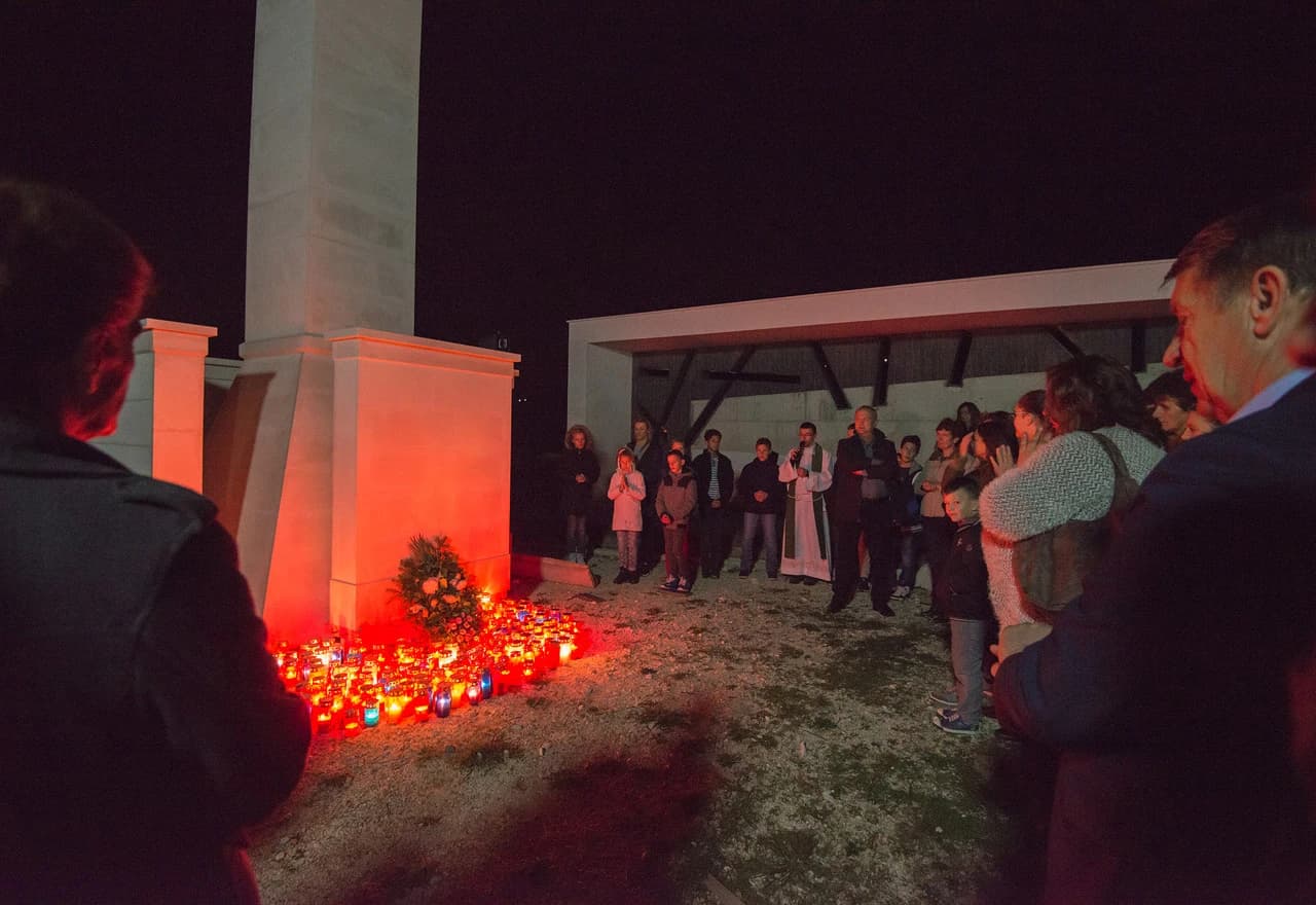 Neumska kolona sjećanja za Vukovar