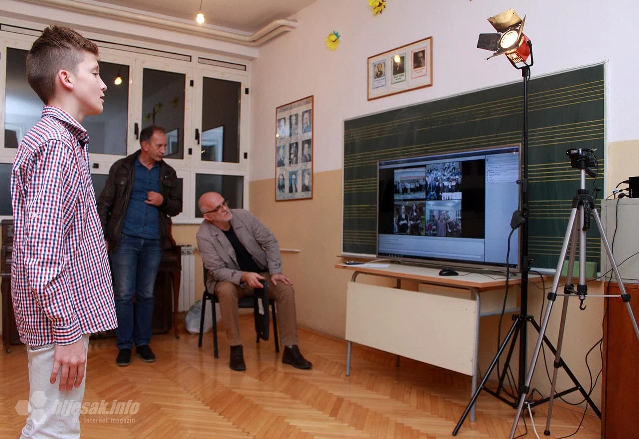 Videolinkom se povezale škole u Širokom Brijegu, Chicagu i Vukovaru