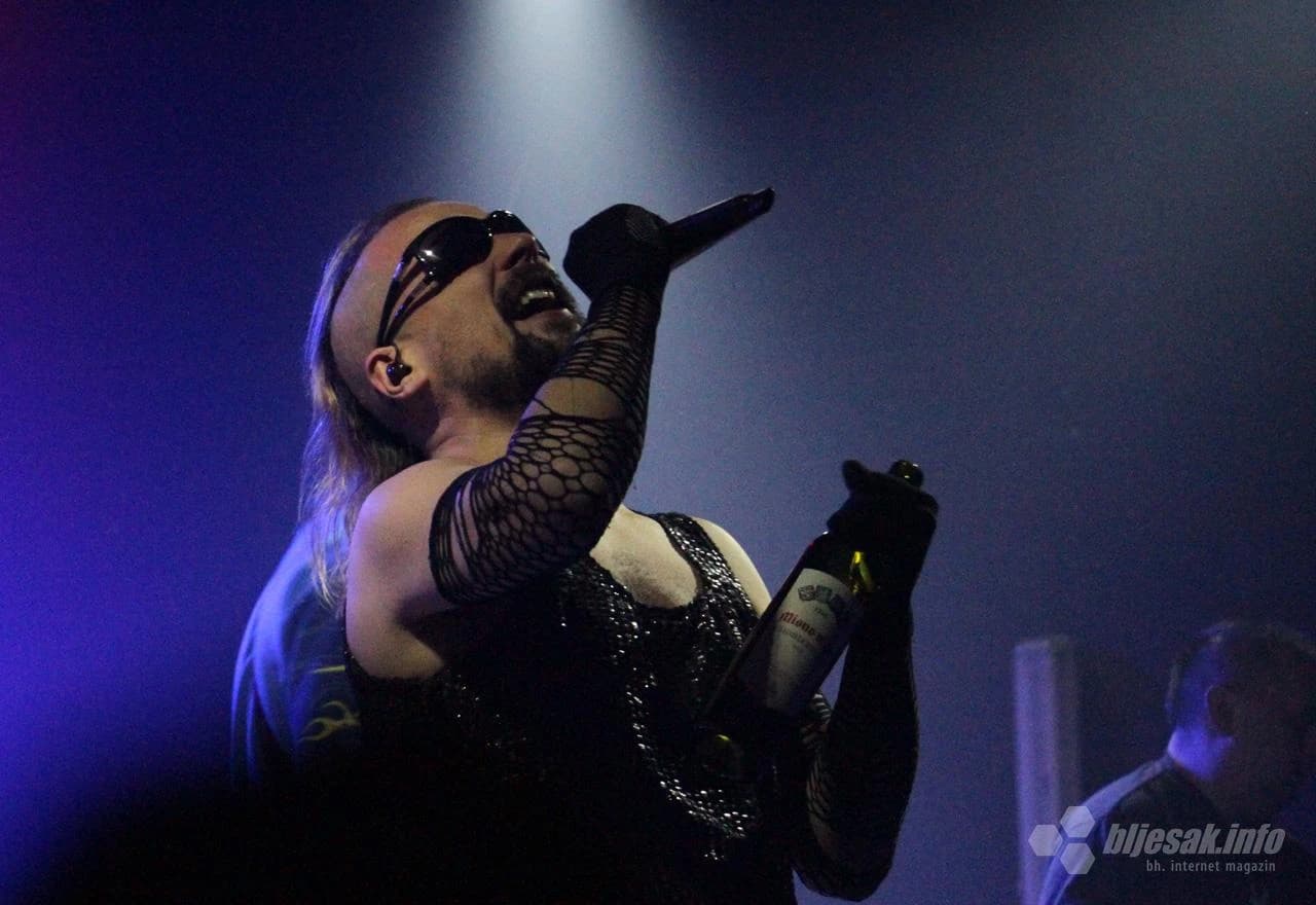 Brkovi 'izbrijali' Mostar 