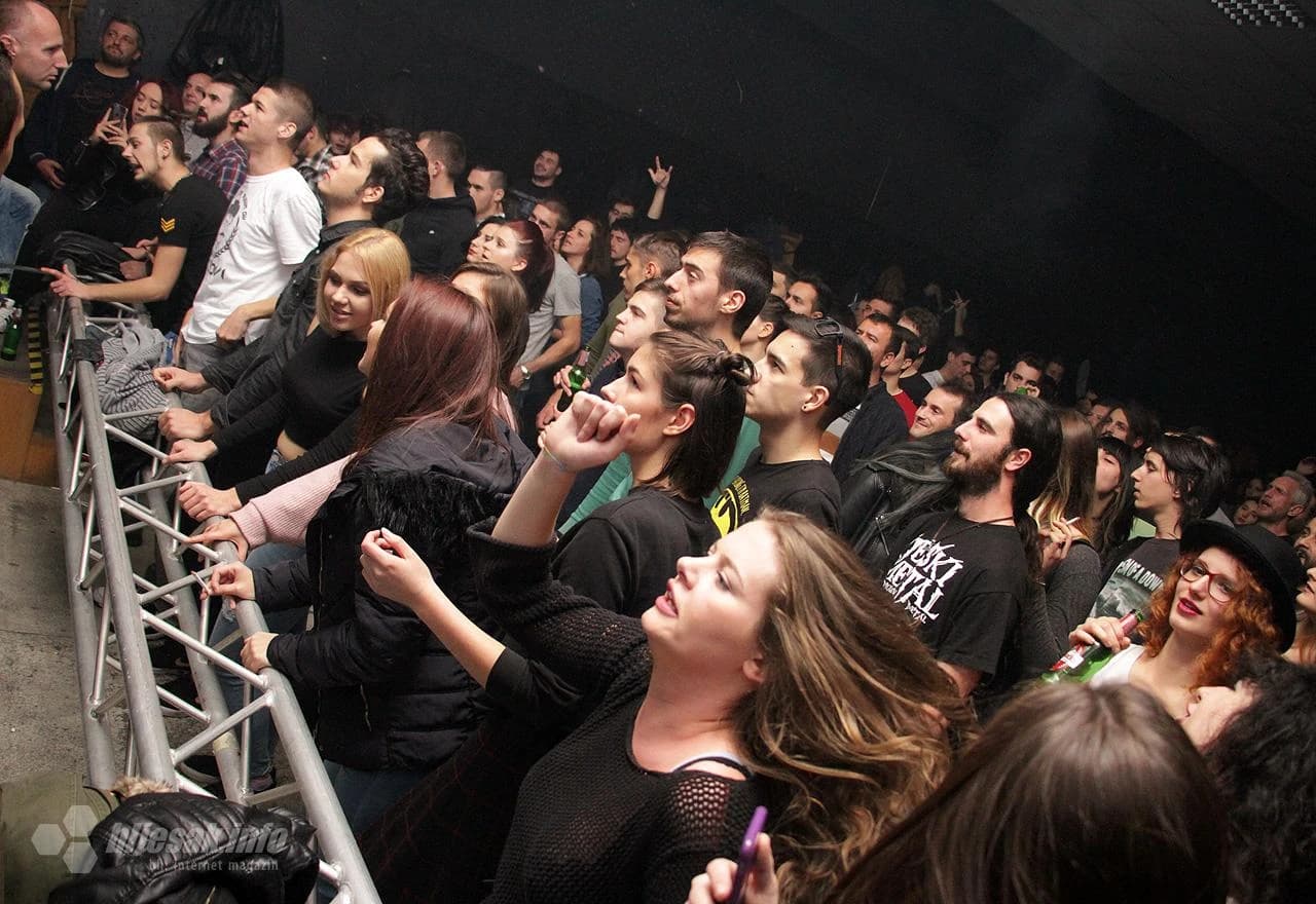 Brkovi 'izbrijali' Mostar 