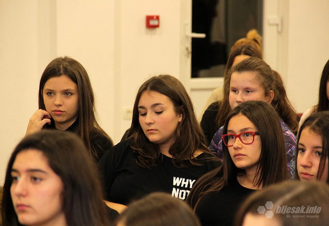 Detalj s predavanja Almira Pope